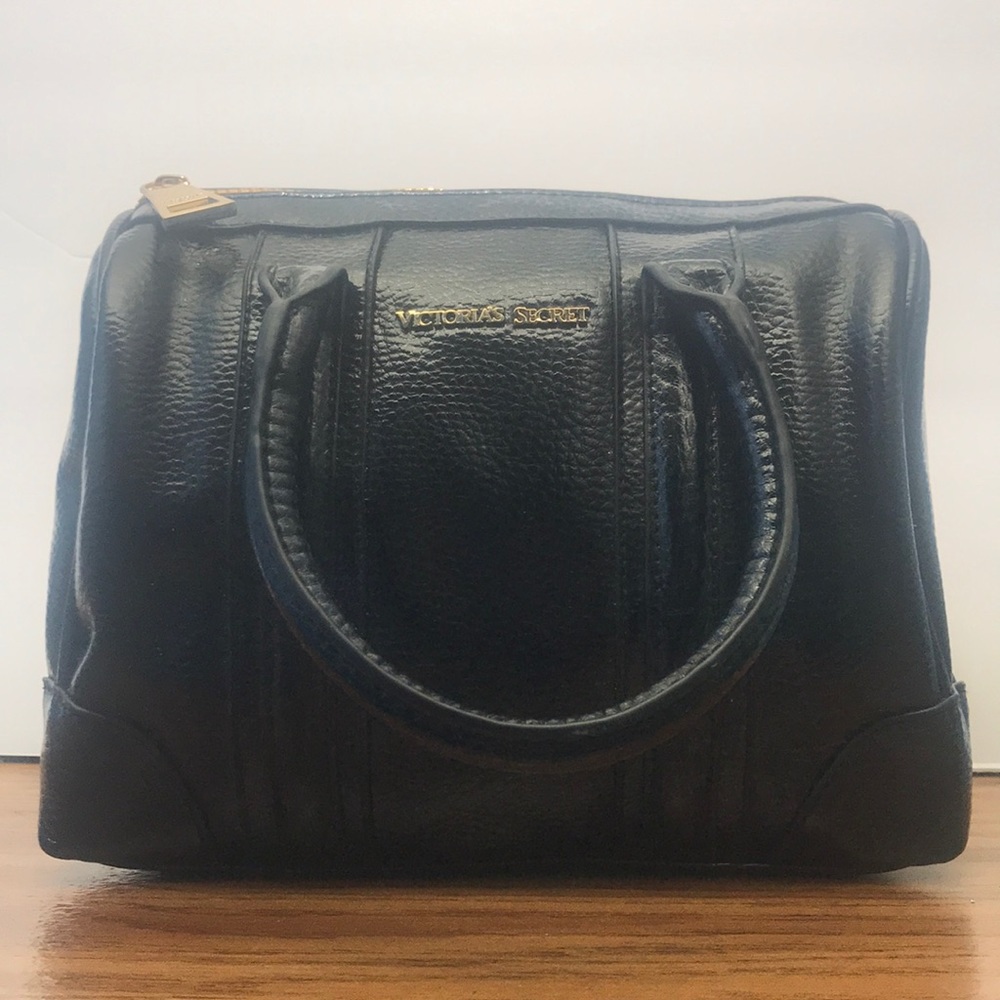 Little black Victoria’s secret purse